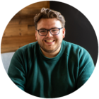 Alex Nayler headshot in circle