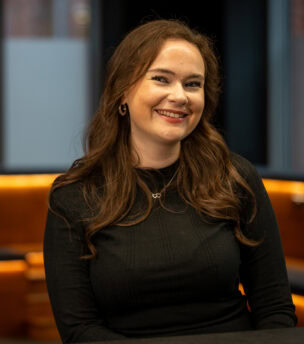 Samantha Allen Headshot